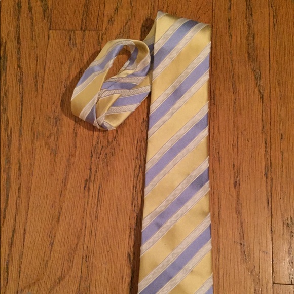 President Donald J. Trump Signature Collection Tie - Picture 5 of 6